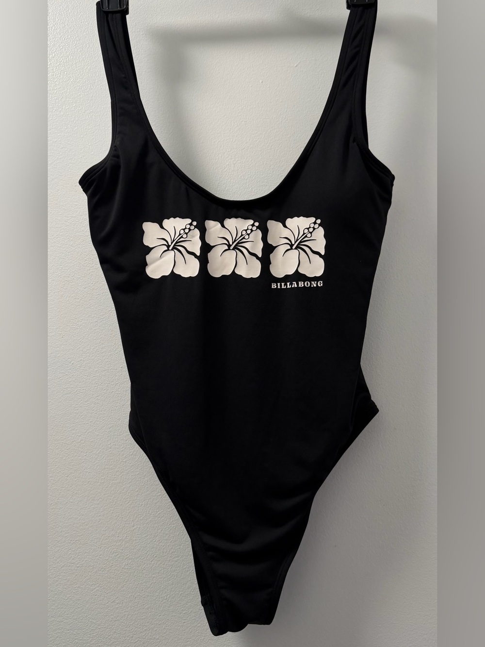 NWT Billabong Tropic Vibes One Piece Swimsuit Black Hibiscus Size S